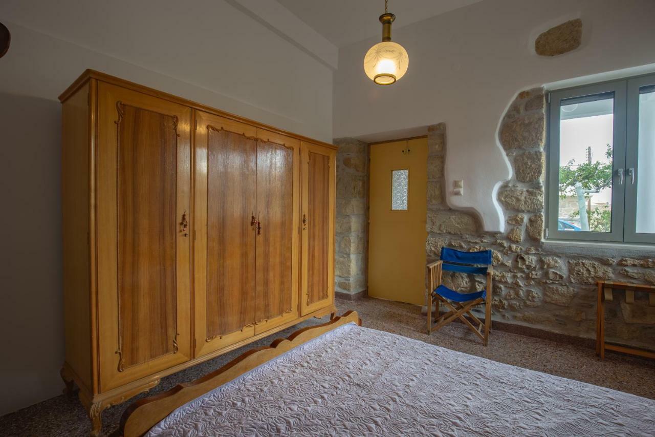 Iliopetra House Ferienhaus