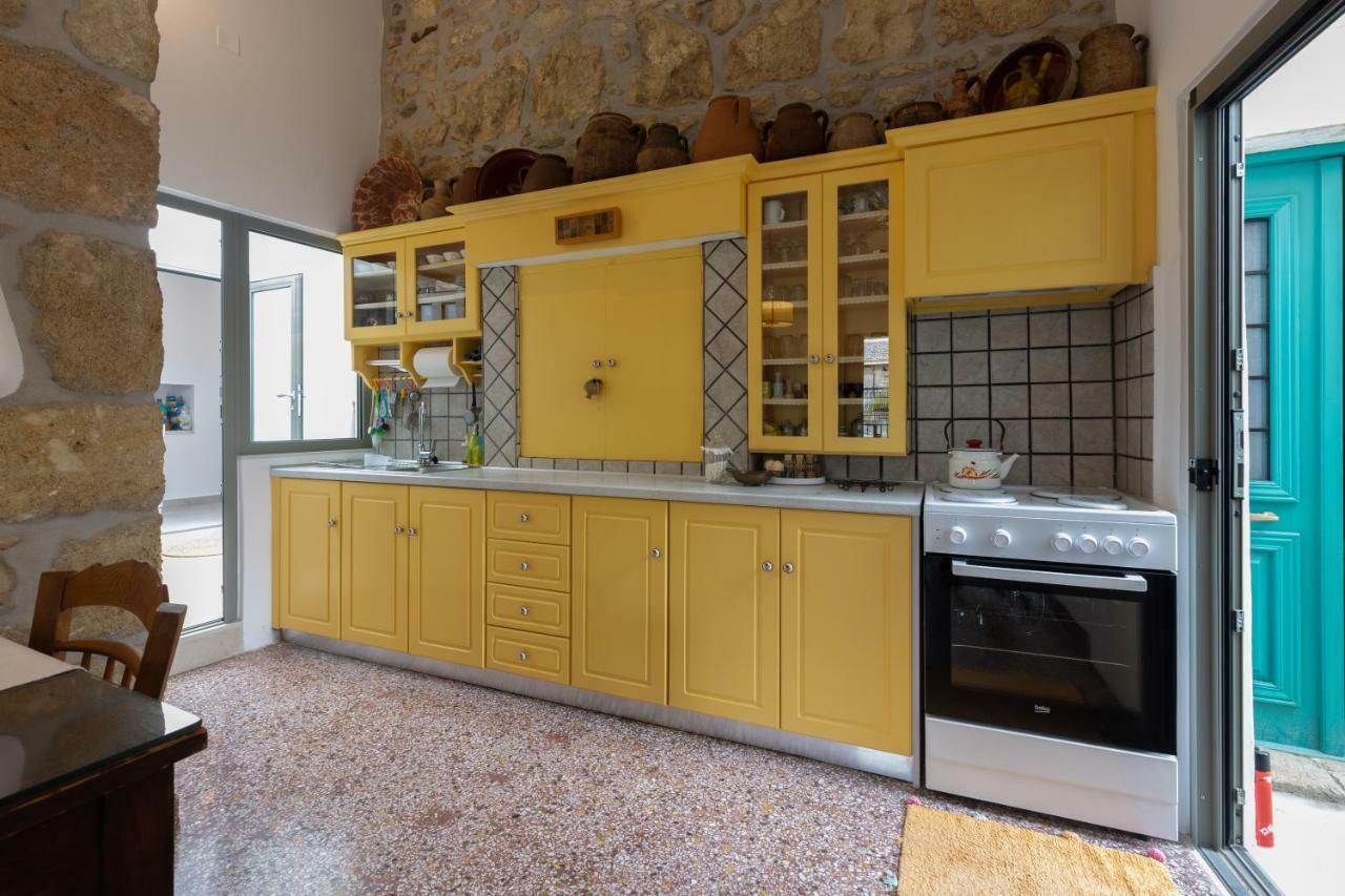 Iliopetra House Ferienhaus *
